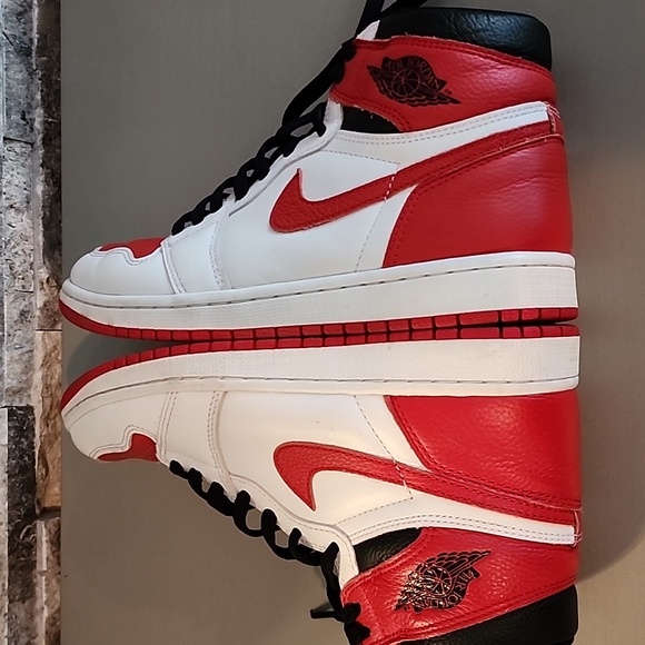 Nike Air Jordan 1 Red and White High-Top Sneakers - Picture 8 of 12